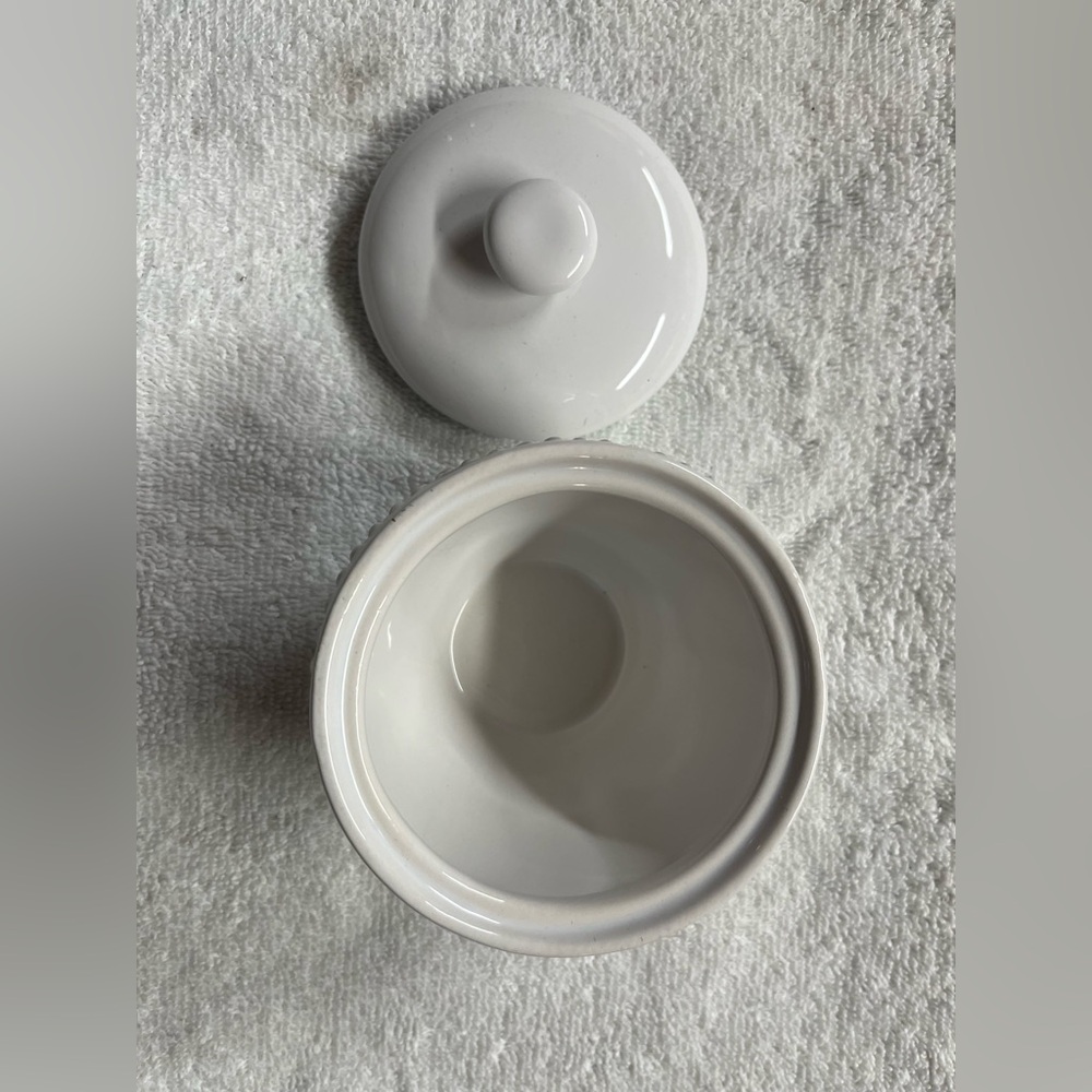 Pottery Barn White Ceramic Sugar Bowl with Lid - Picture 2 of 5